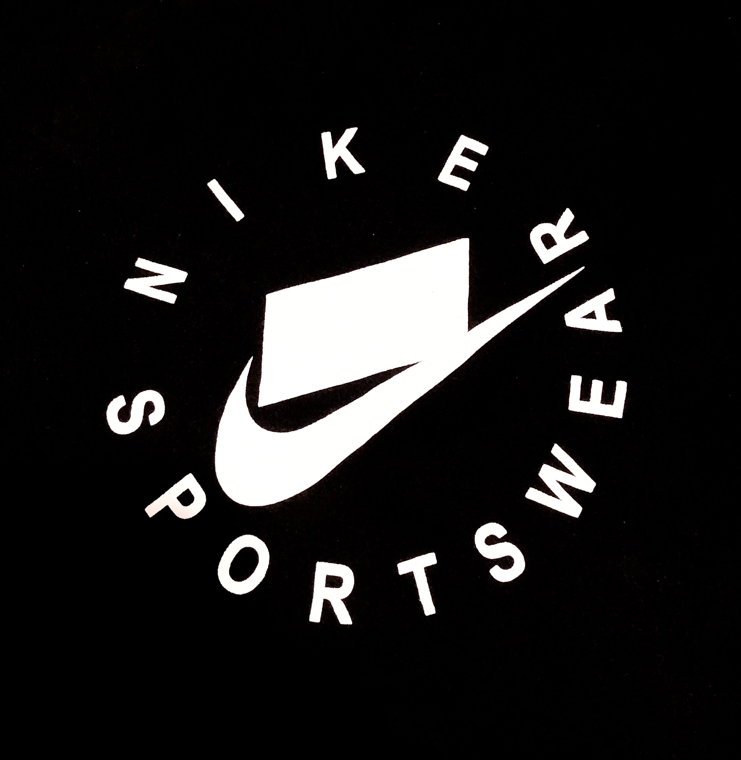NIKE - TEE