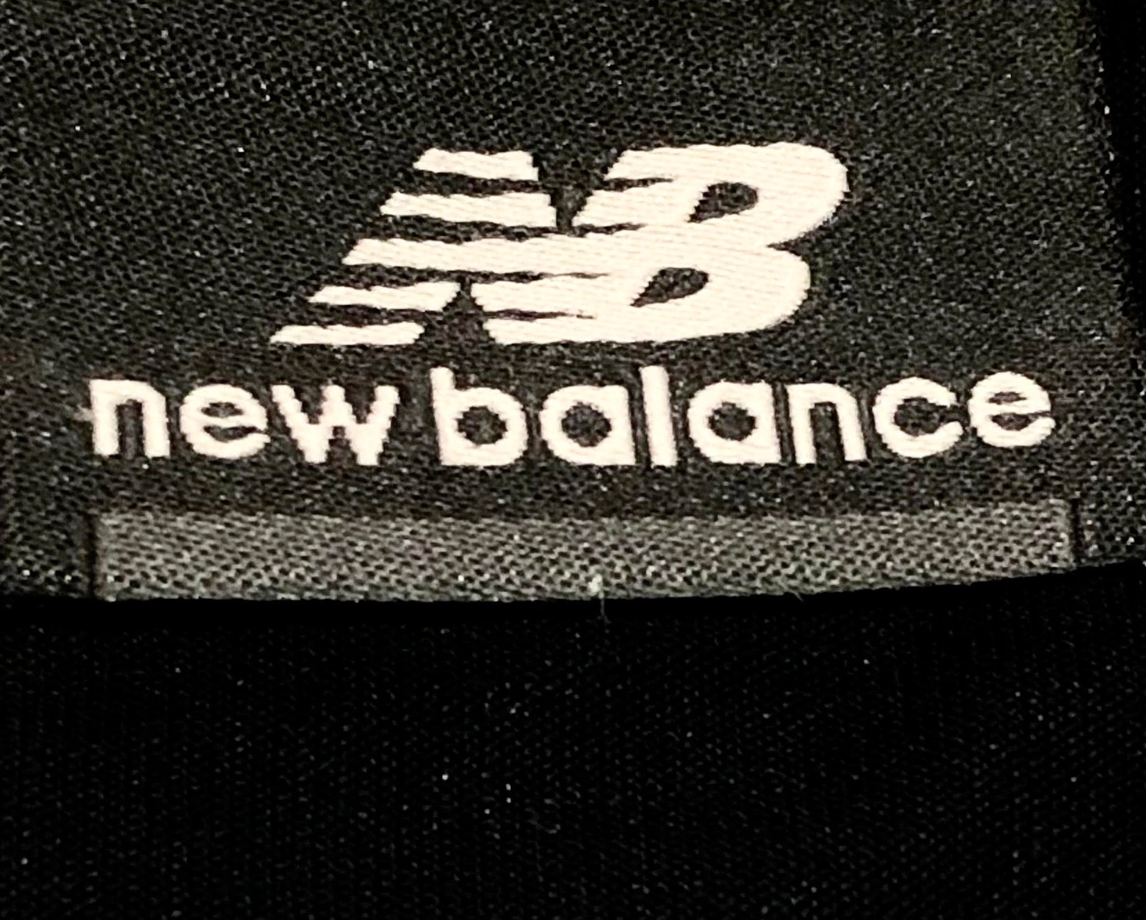 NEW BALANCE - TEE