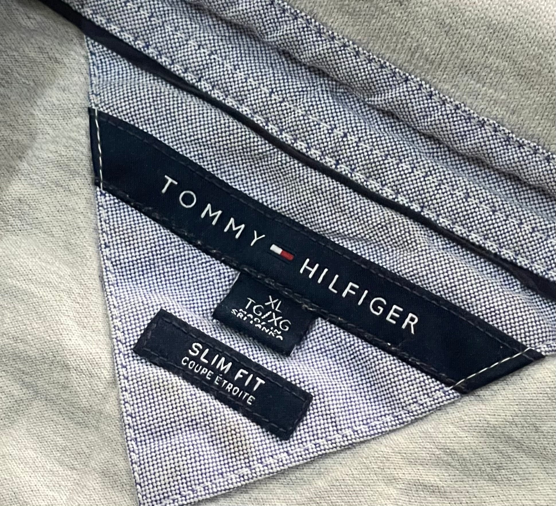 TOMMY HILFIGER