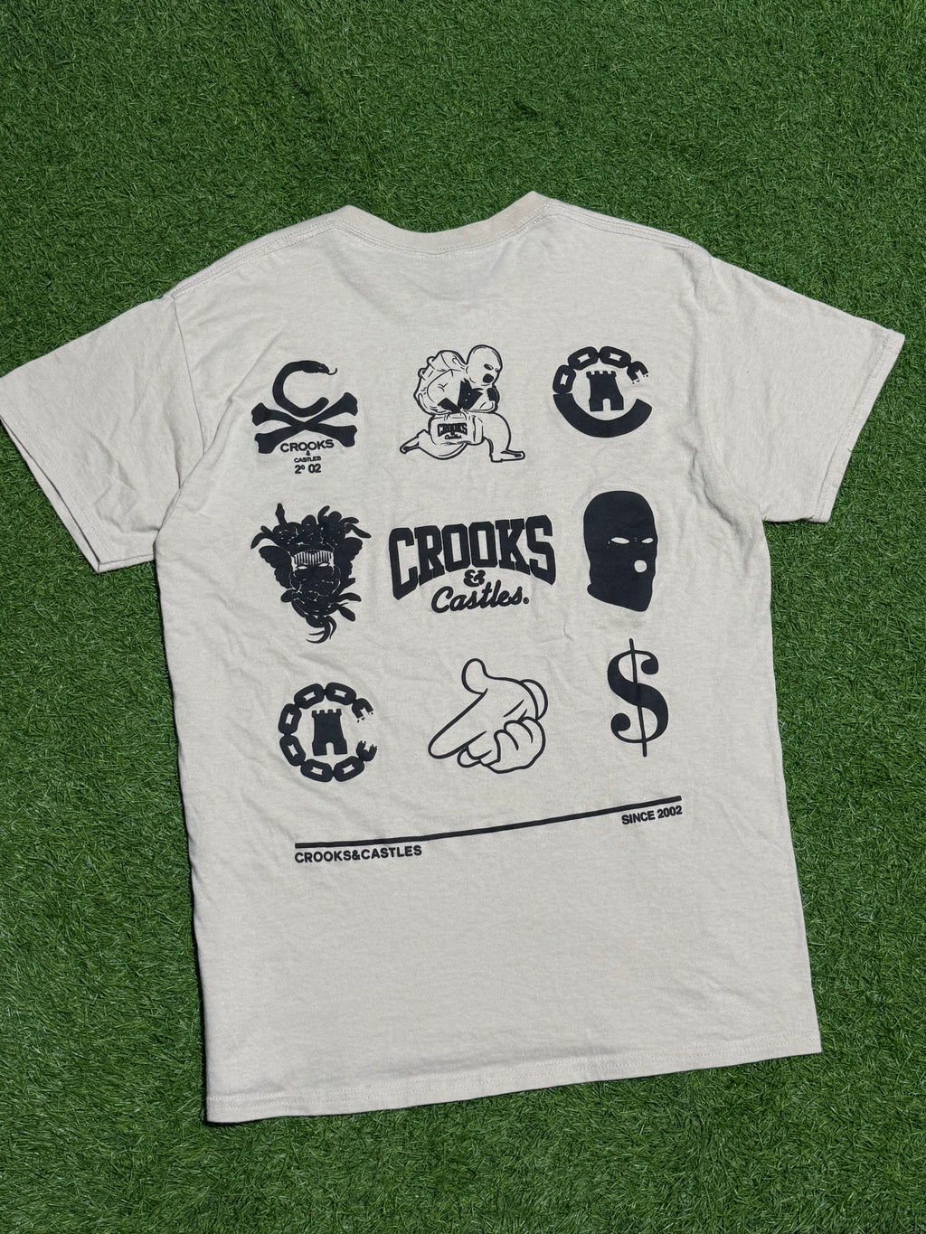 crooks & castles brand new T