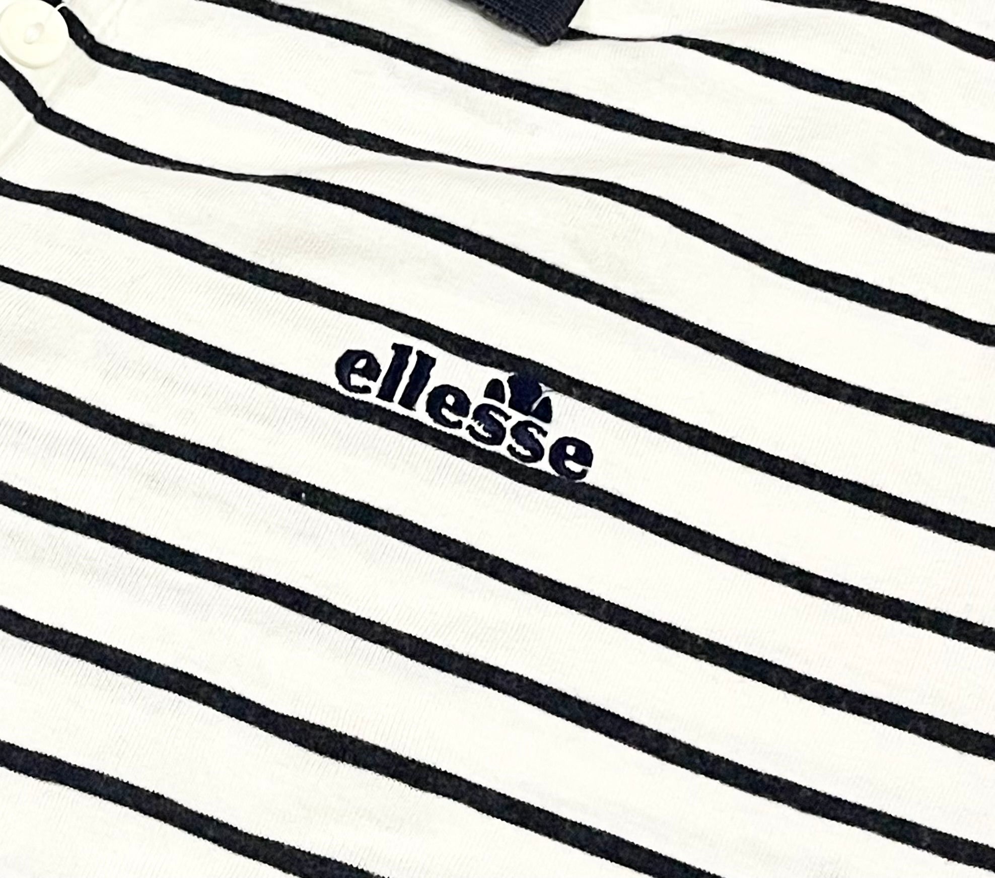 ELLESE TEE