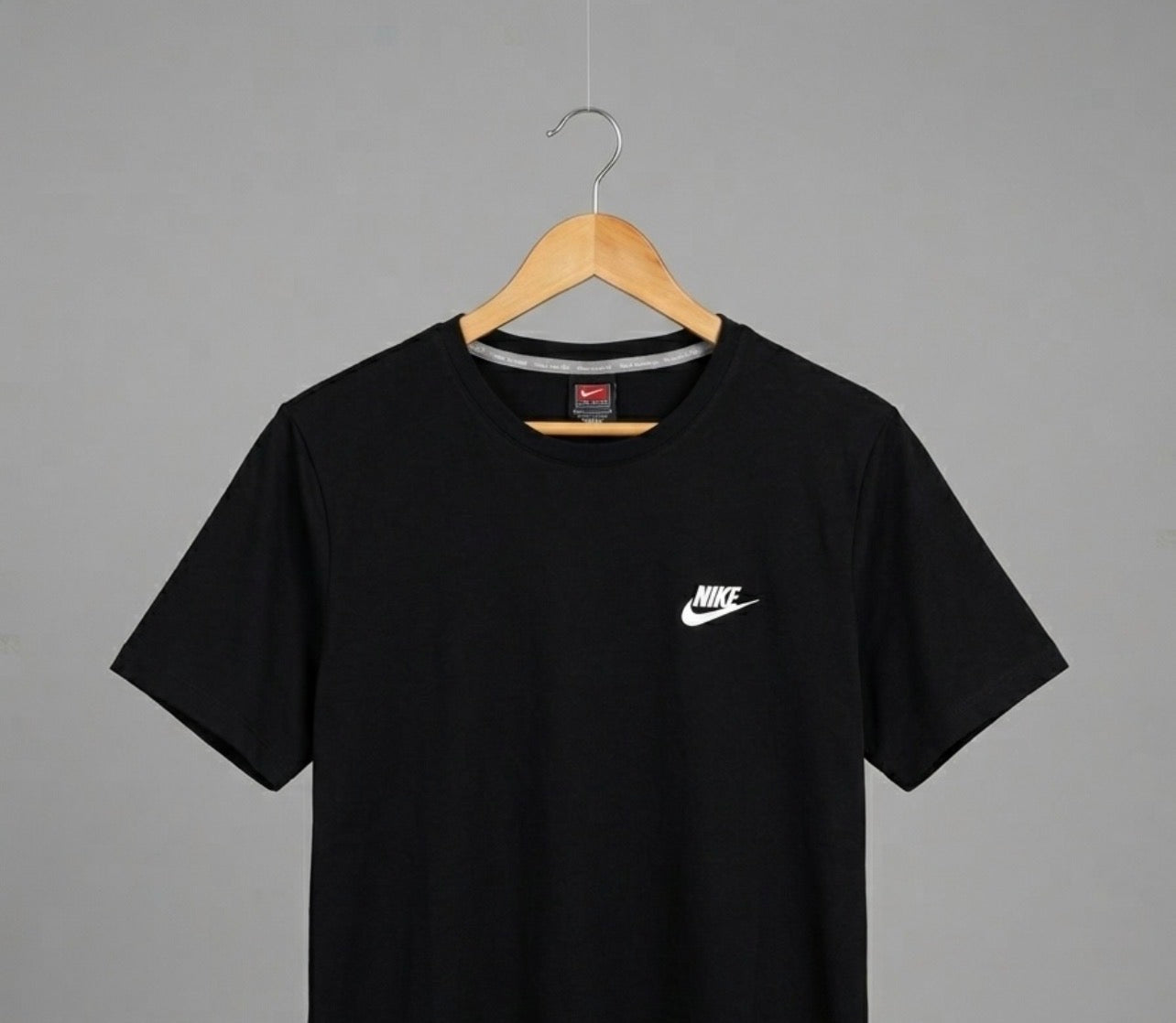 NIKE - TEE