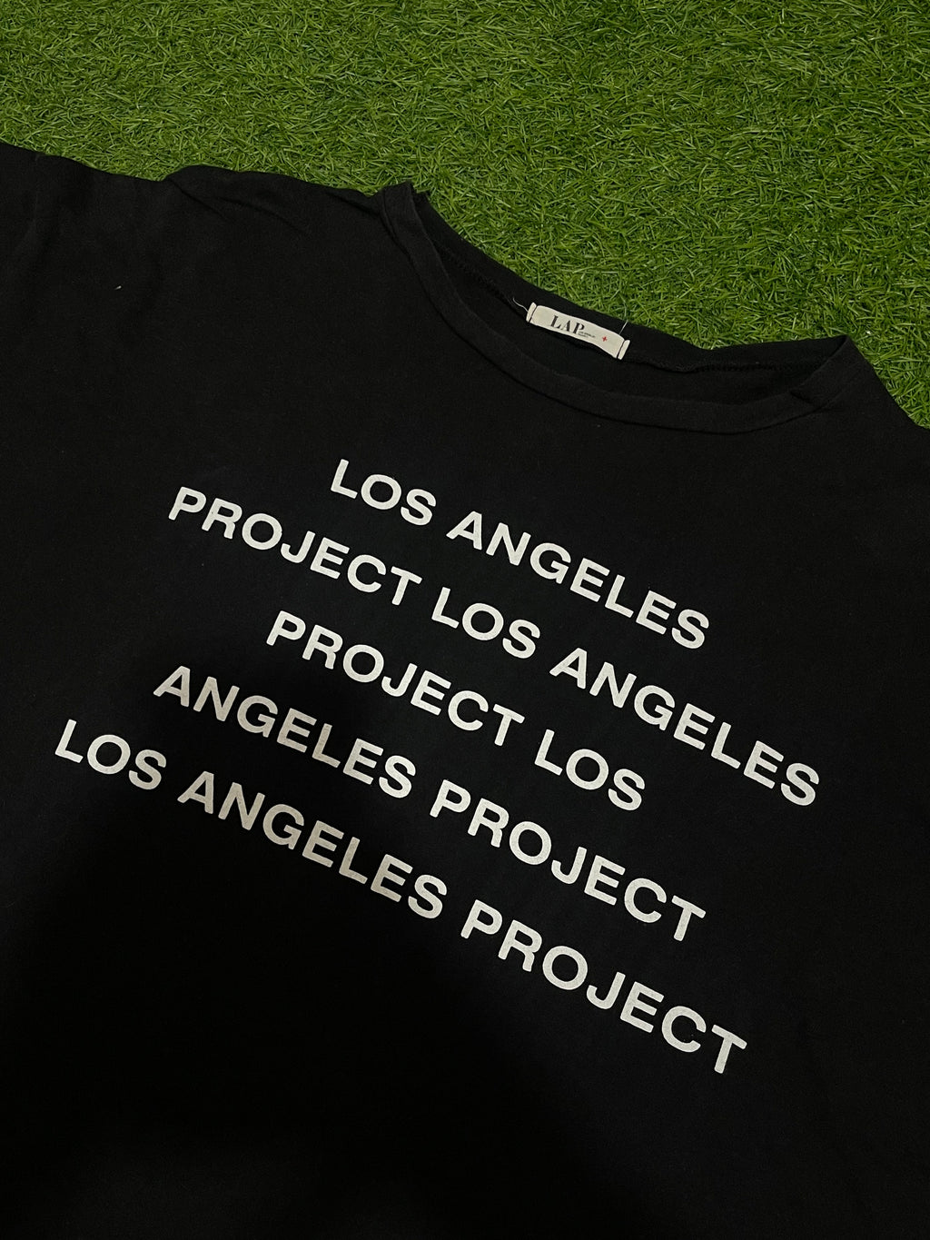 LOS ANGELES CROPPED TEE