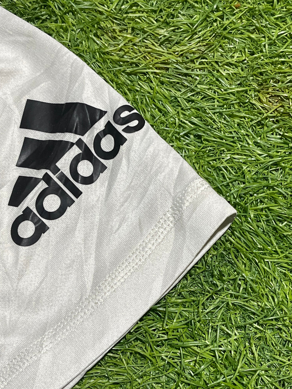 ADIDAS - FREELIFT