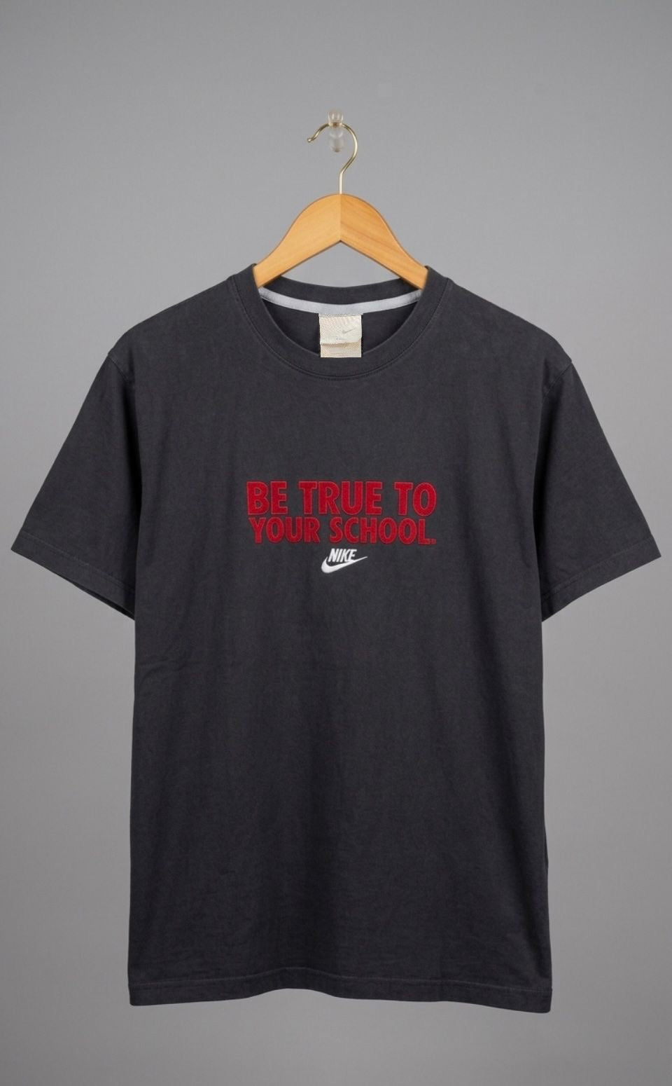 NIKE TEE