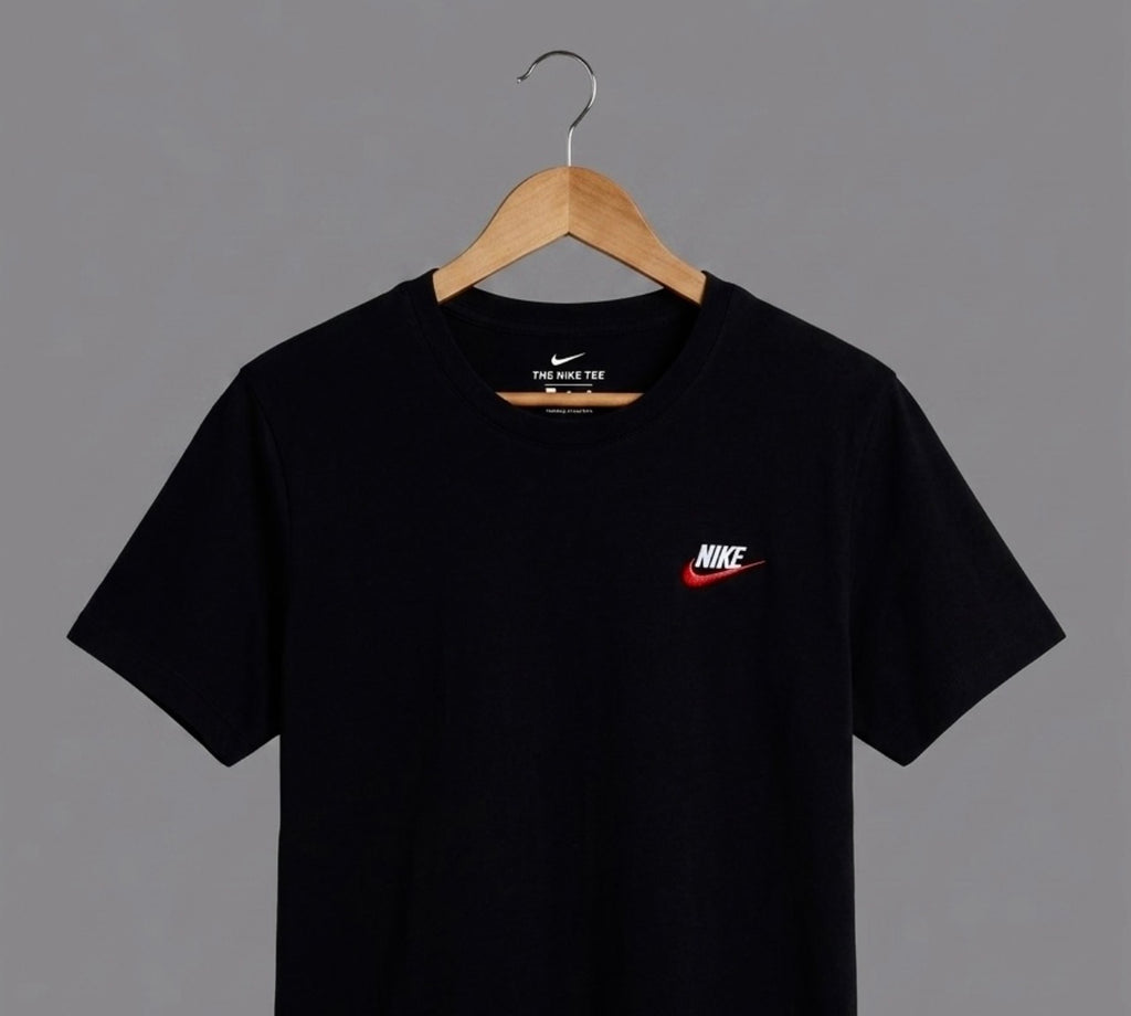NIKE - TEE
