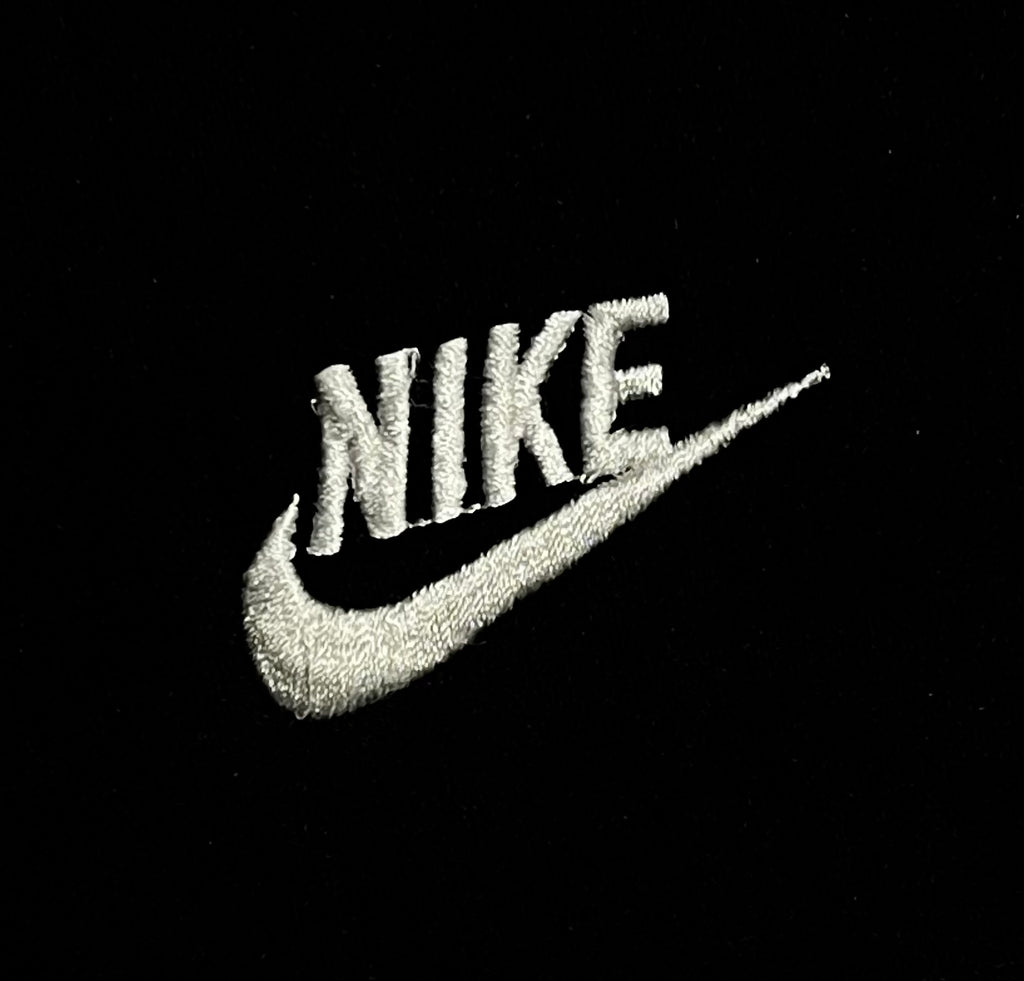 NIKE - TEE