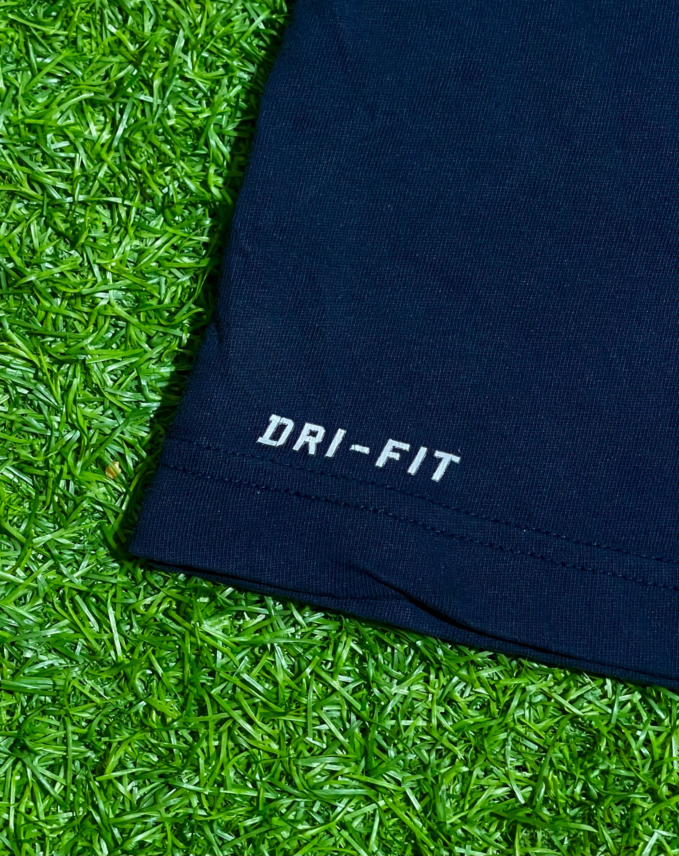 NIKE - DRYFIT