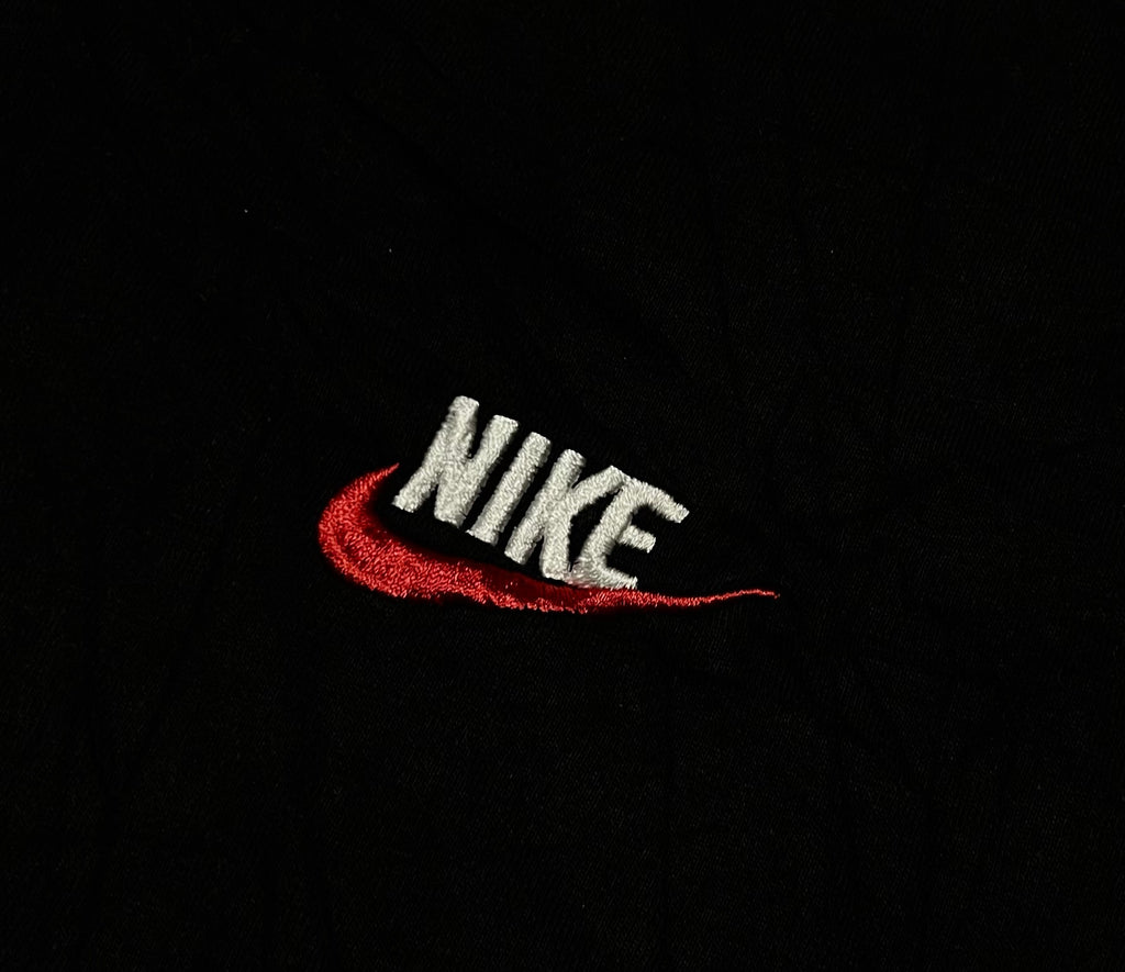 NIKE - TEE