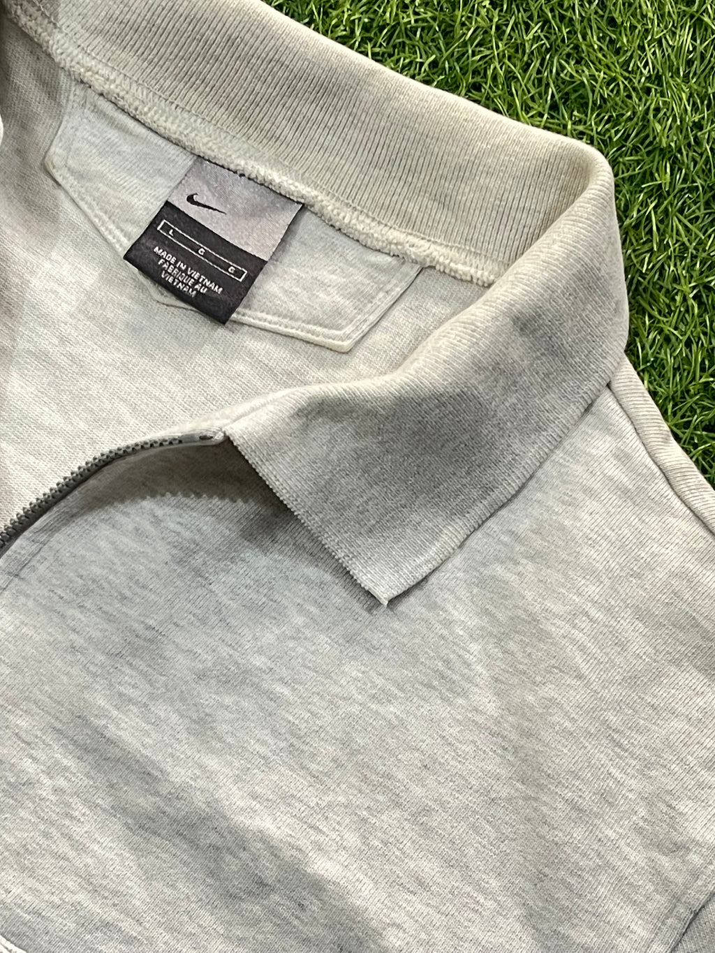 NIKE ZIPPER