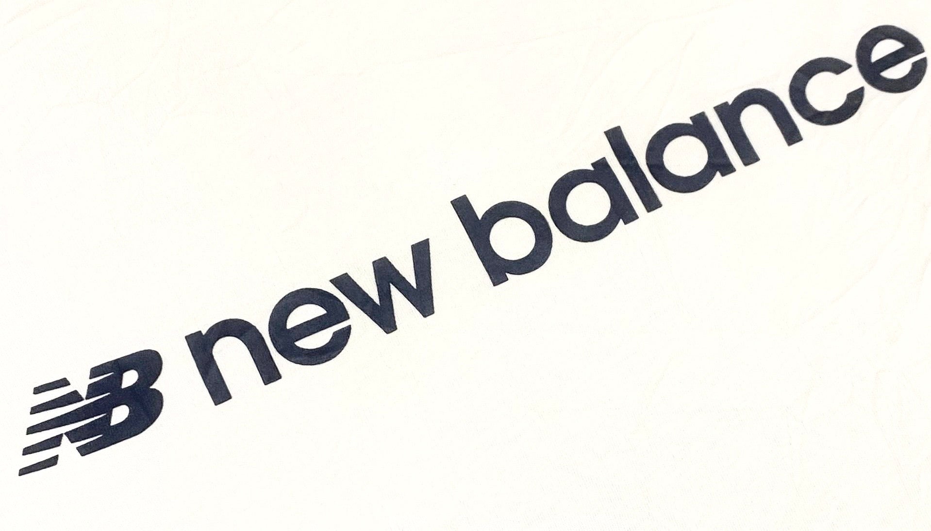 NEW BALANCE - TEE