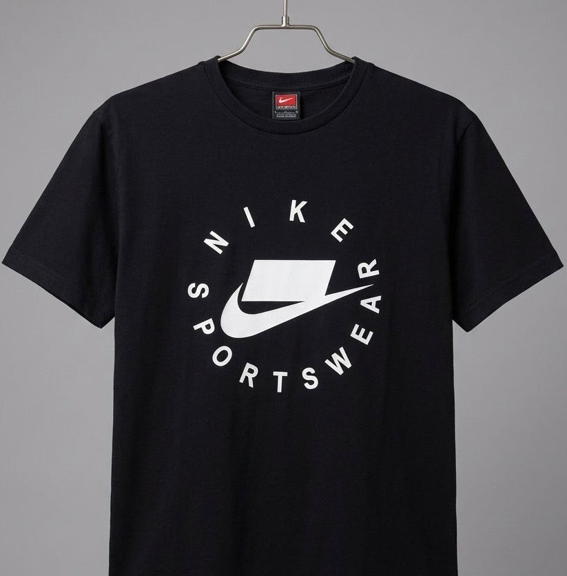 NIKE - TEE
