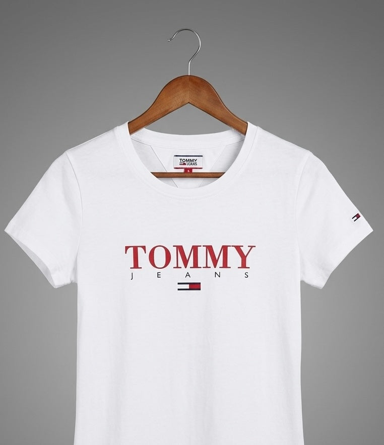 TOMMY JEANS