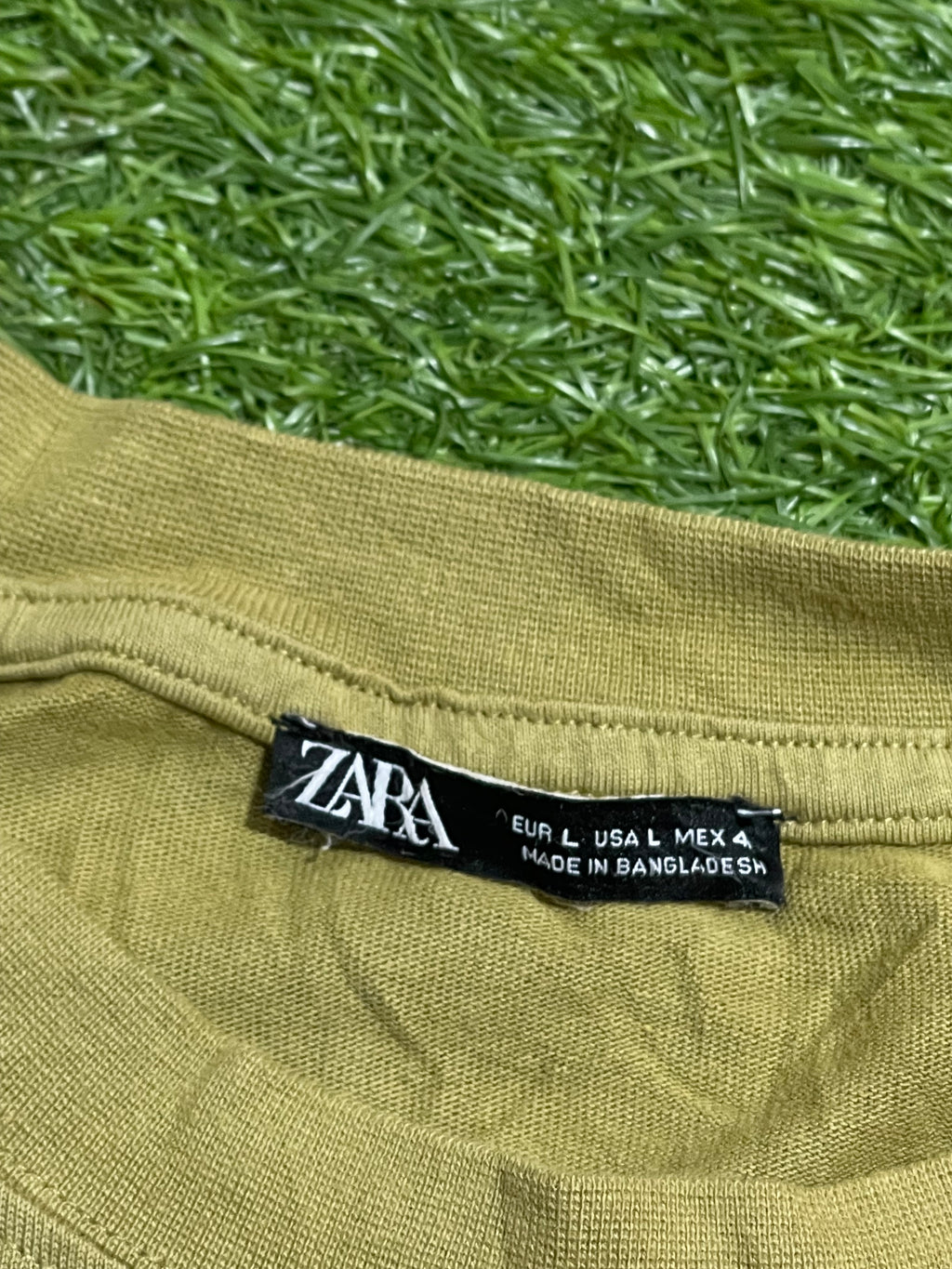 ZARA - TEE