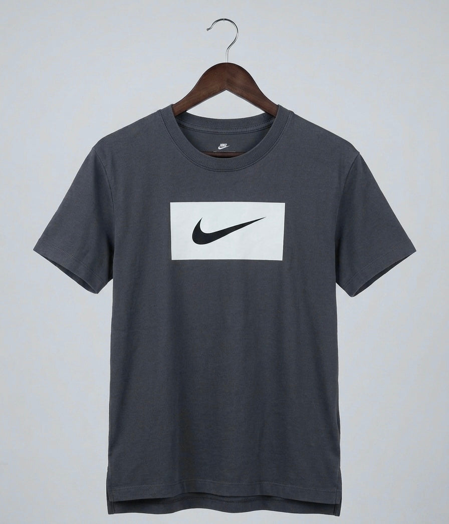 NIKE - TEE