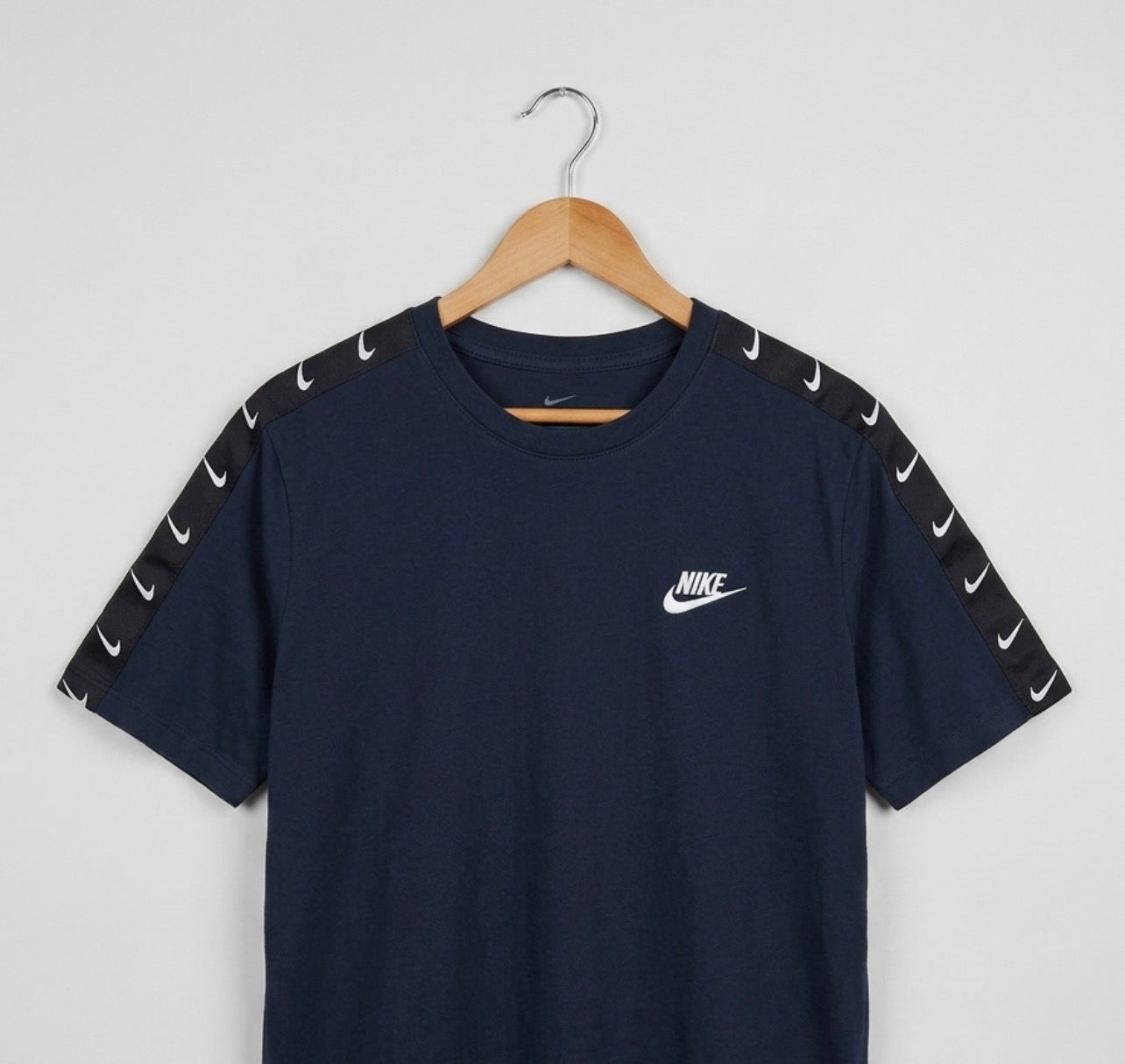 NIKE - TEE